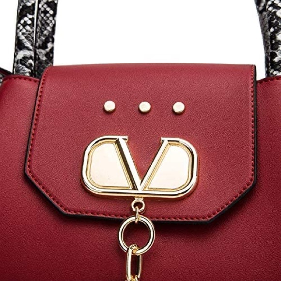 Handbags, purses perfect for mothers day - Picture 4 of 7